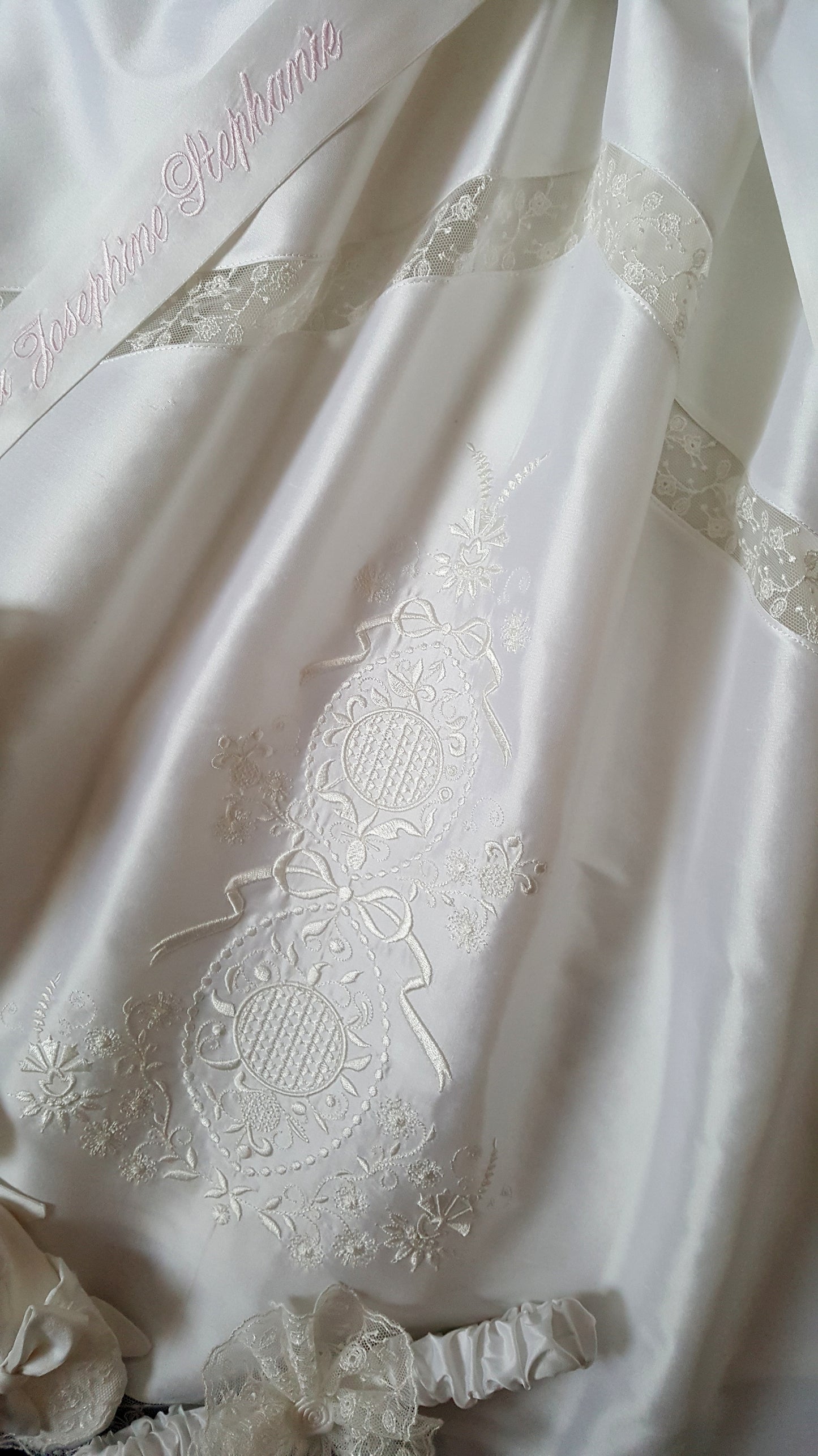 WILHELM Taufkleid aus Seide mit Mütze, für Jungen und Mädchen