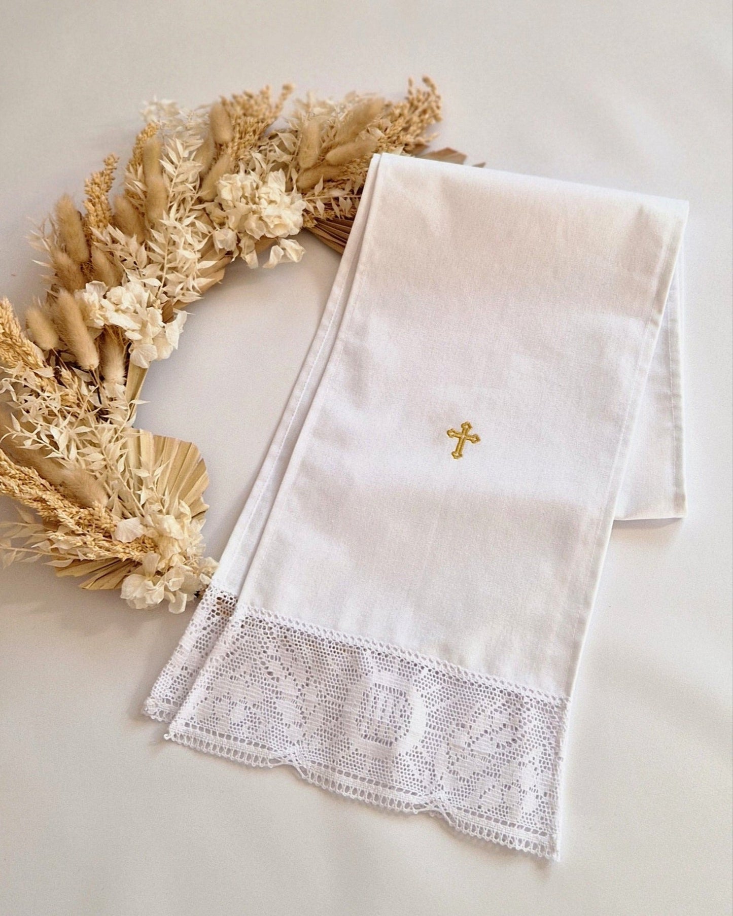 Taufschal bestickt mit Kreuz in gold oder silber
