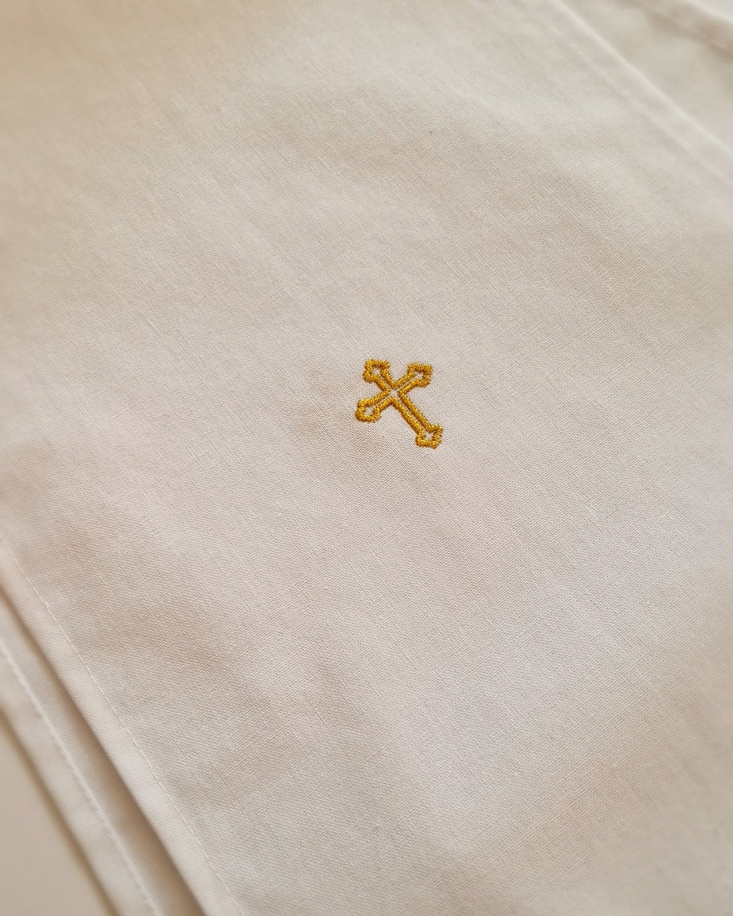 Taufschal bestickt mit Kreuz in gold oder silber
