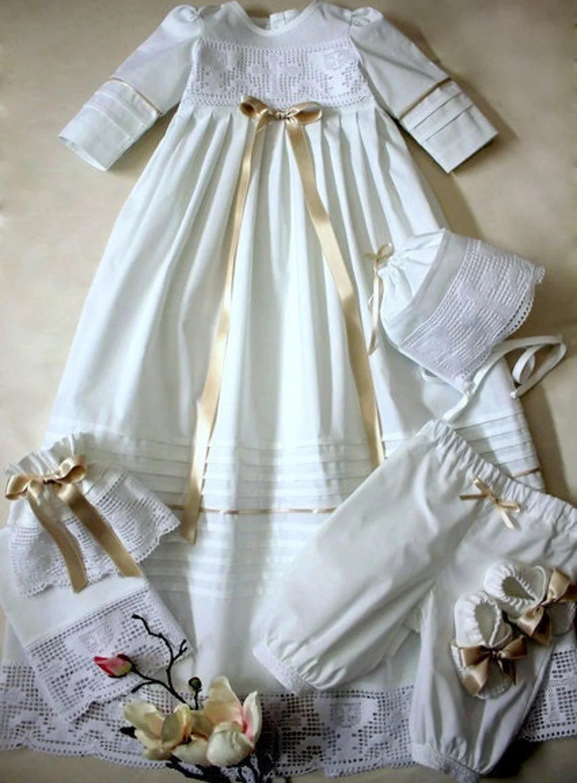 ALEXANDER Taufkleid mit Zubehör aus Halbleinen für Jungen und Mädchen, Familientaufkleid