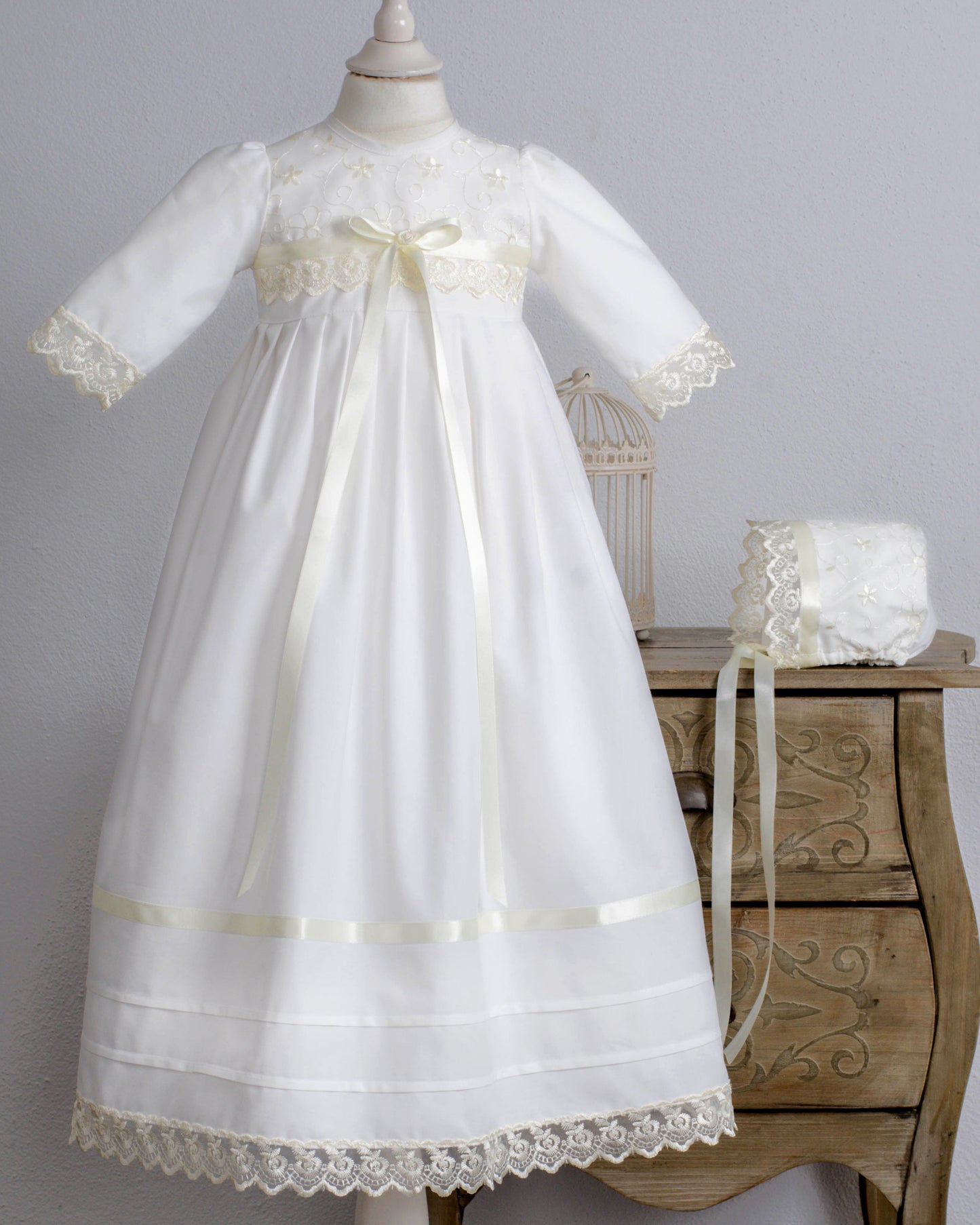 LINO Taufkleid mit Mütze creme, für Jungen und Mädchen, Baumwollbatist + Organza