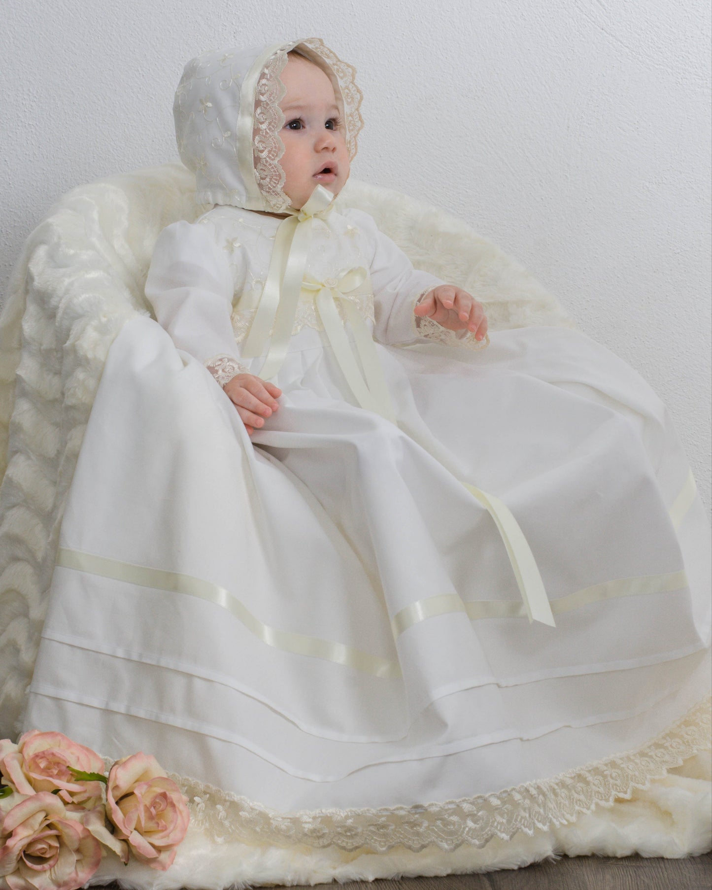 LINO Taufkleid mit Mütze creme, für Jungen und Mädchen, Baumwollbatist + Organza