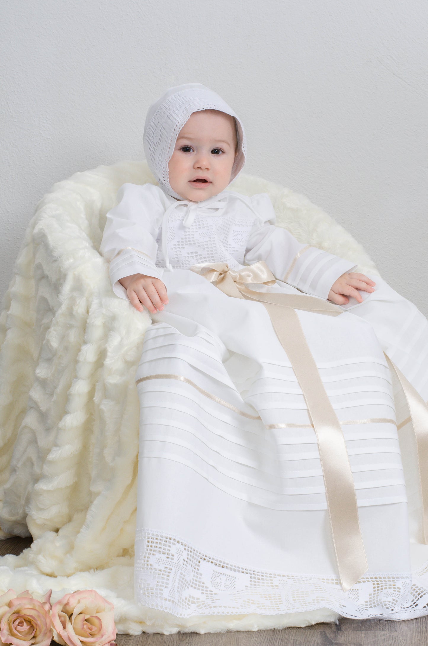 ALEX Taufkleid mit Mütze aus Halbleinen für Jungen und Mädchen, Familientaufkleid