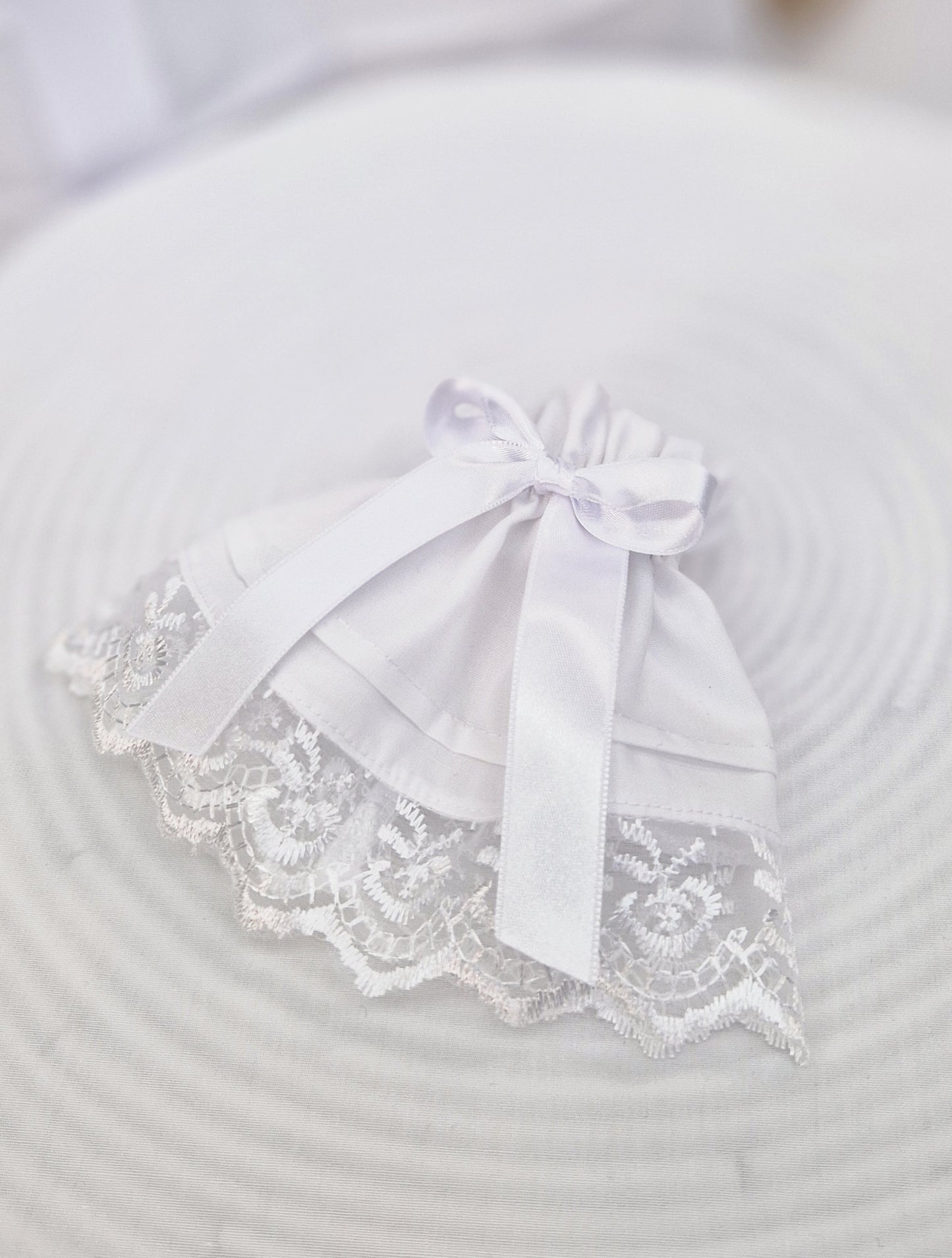 LAURA Taufkleid mit Zubehör, komplettes Taufoutfit, Baumwolle + Organza