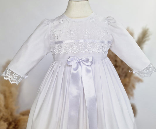 LAURA Taufkleid mit Zubehör, komplettes Taufoutfit, Baumwolle + Organza