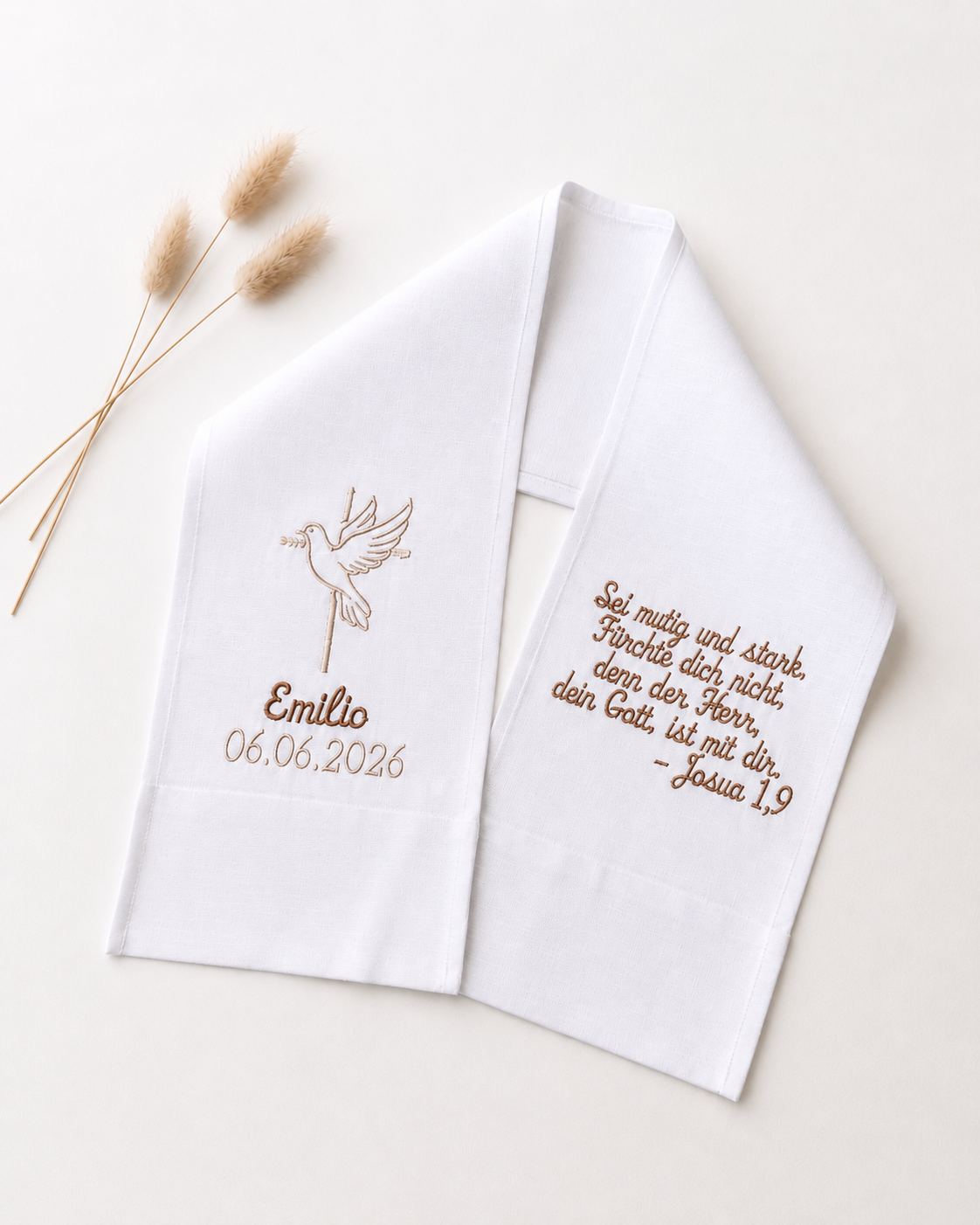 Taufschal EMILIO bestickt mit Kreuz und Taube, personalisiert mit Namen + Datum + Spruch