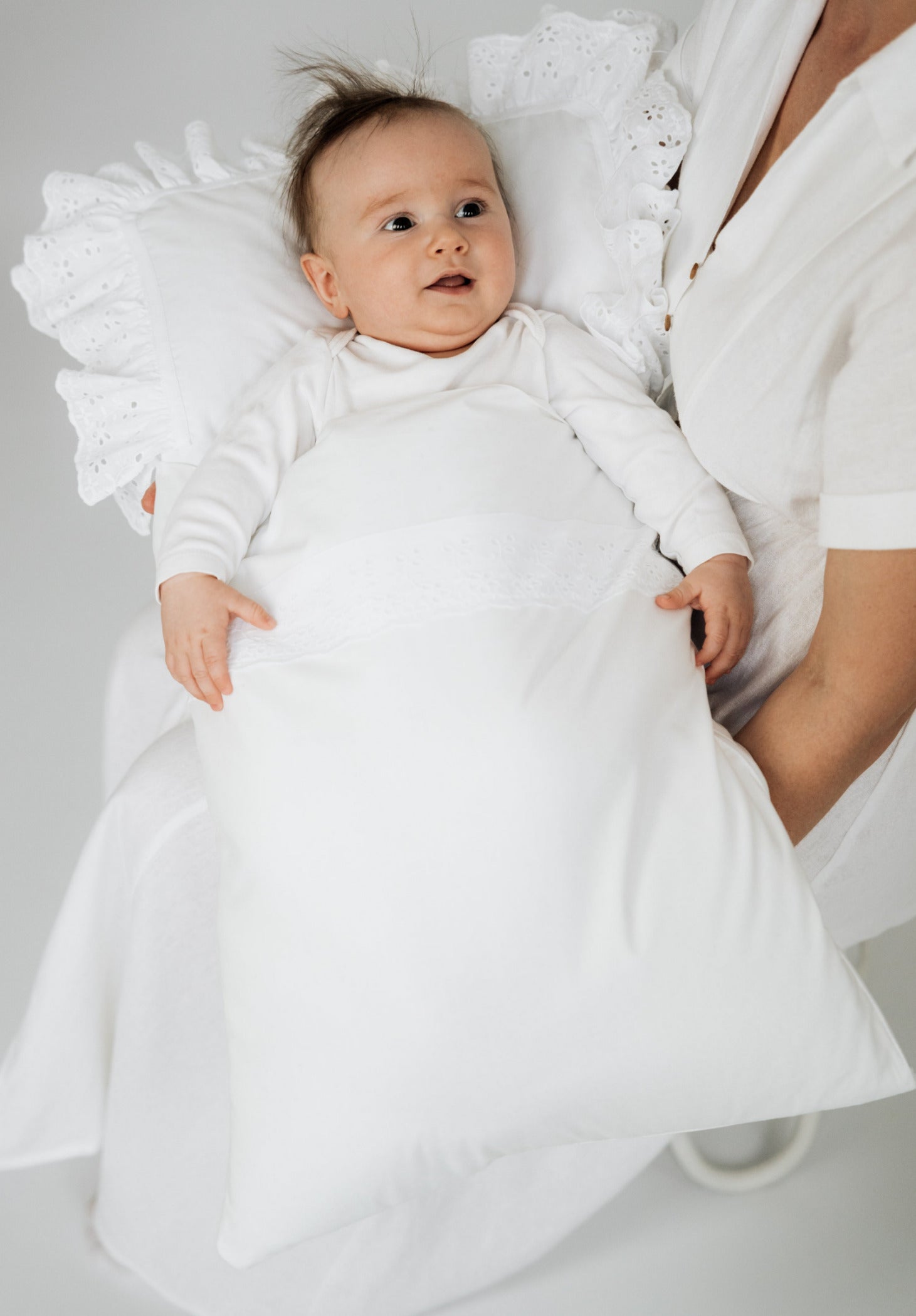 Handgefertigtes Taufkissen aus Baumwolle für Babys